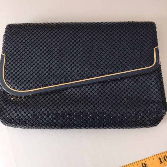 Handbags - Vintage Evening Clutch w/Shoulder Strap